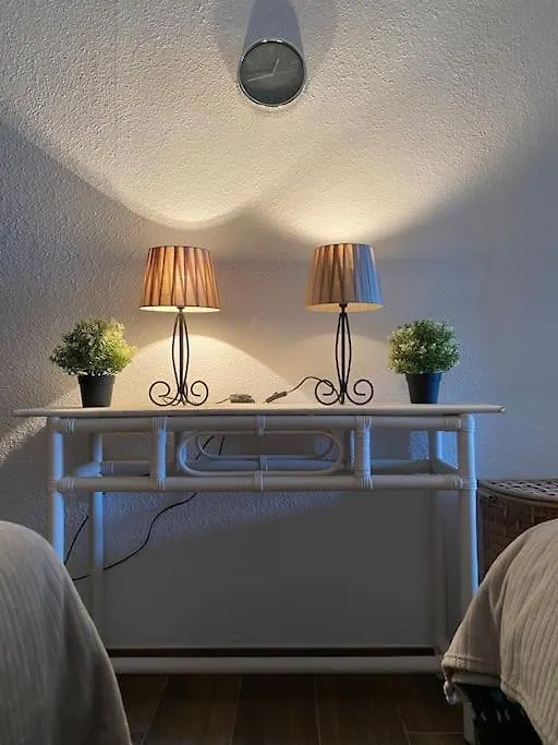 High End, On Beach! Casa Vista Del Mar Sitio de Calahonda Apartment