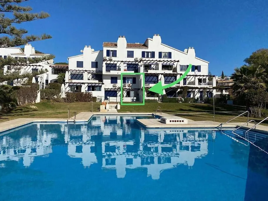 High End, On Beach! Casa Vista Del Mar Sitio de Calahonda Apartment